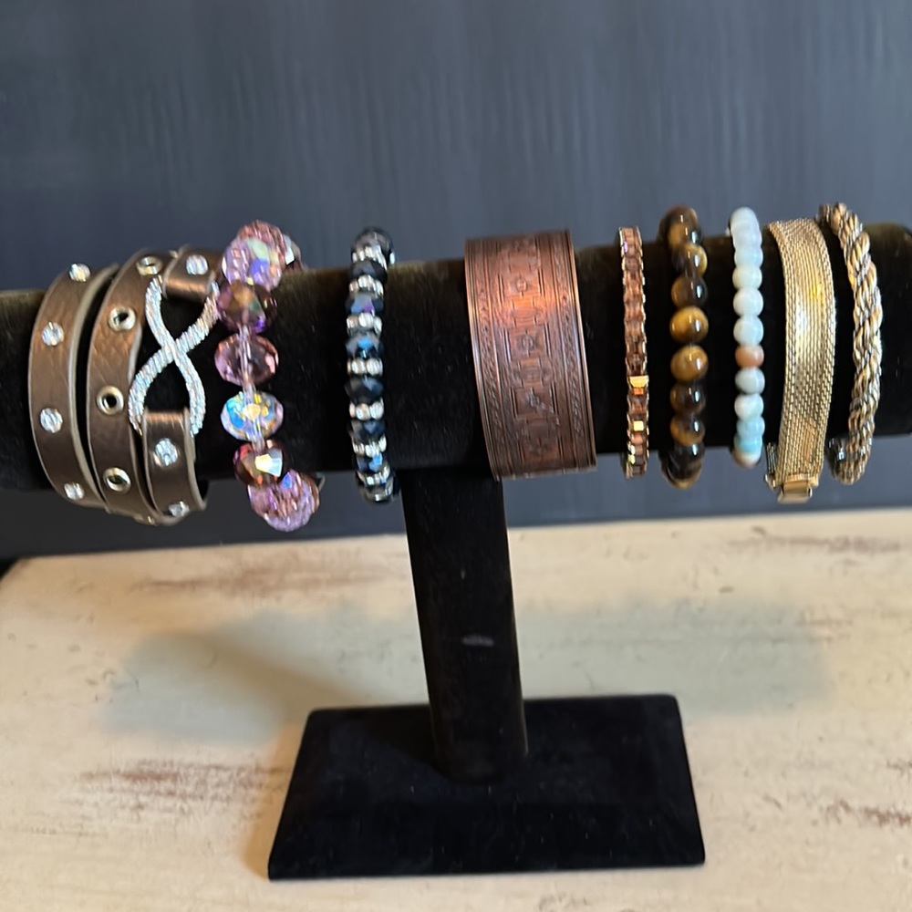 Lot of pretty bracelets